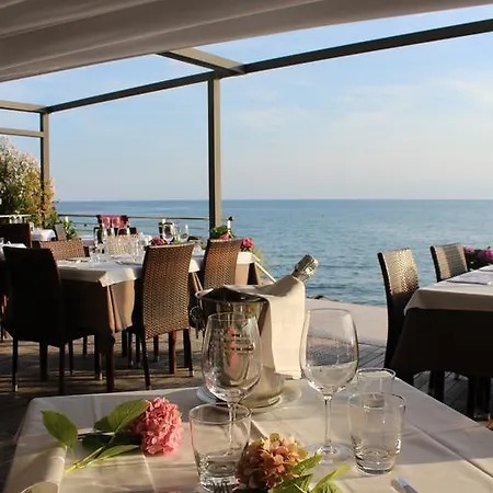 Hotel Marea Grado